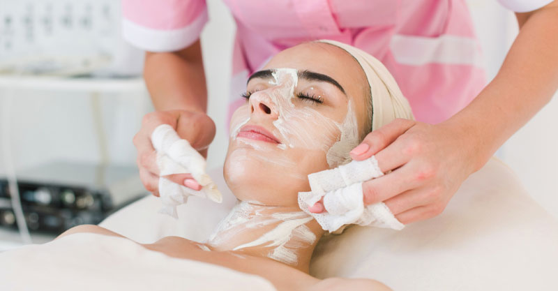 Regular Facials at Aroma Beauty Spa